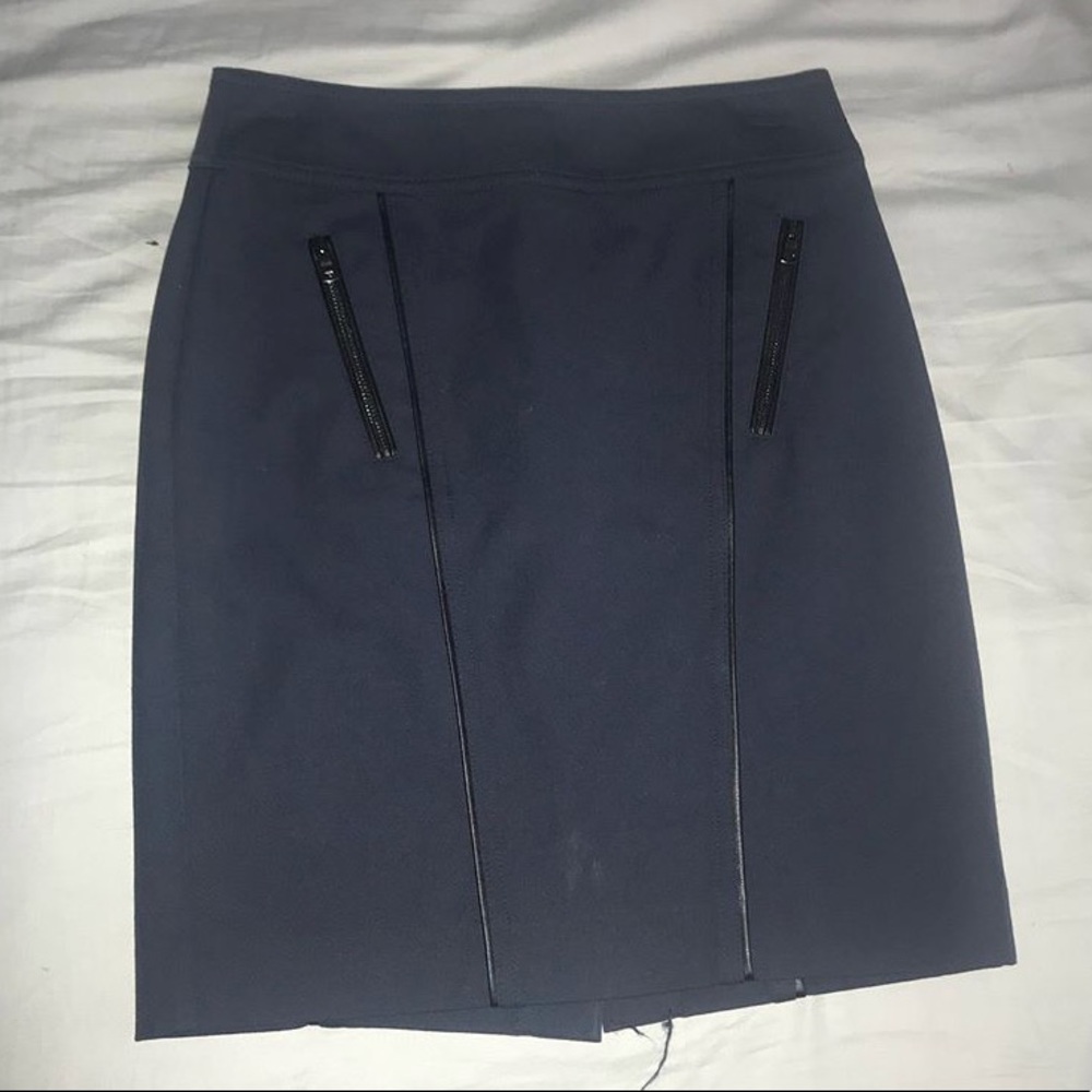 Navy blue midi/mini skirt